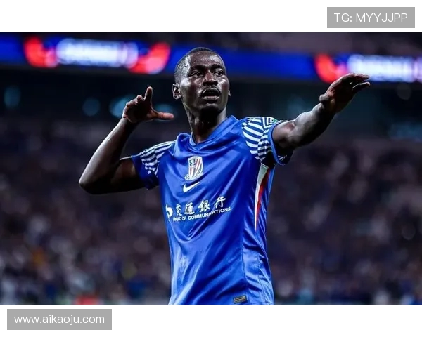 申花锋线迎救兵！米内罗伤缺 4 个月，新援阿苏埃火线加盟(2)